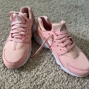 Baby Pink Nike Huraches